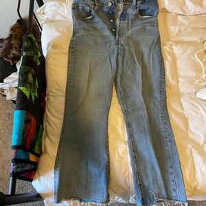 Levi’s ribcage cropped jeans